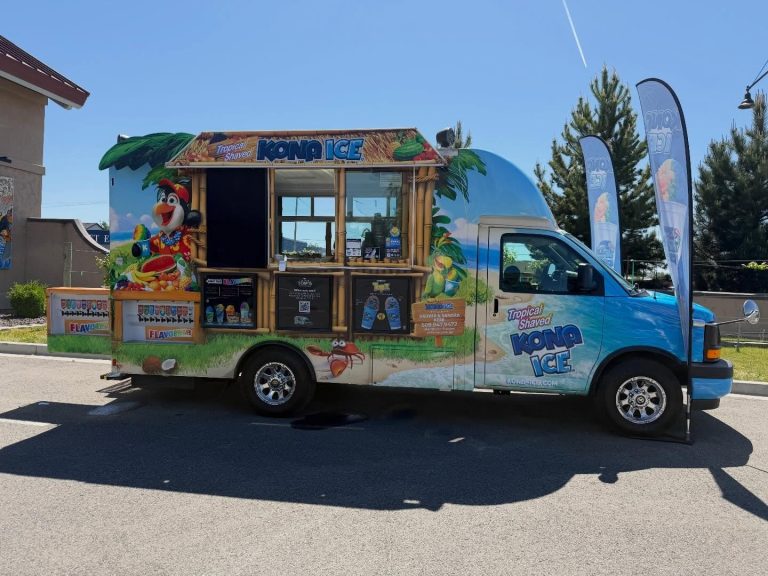 Food Truck Plaza at Columbia Gardens in Kennewick, WA