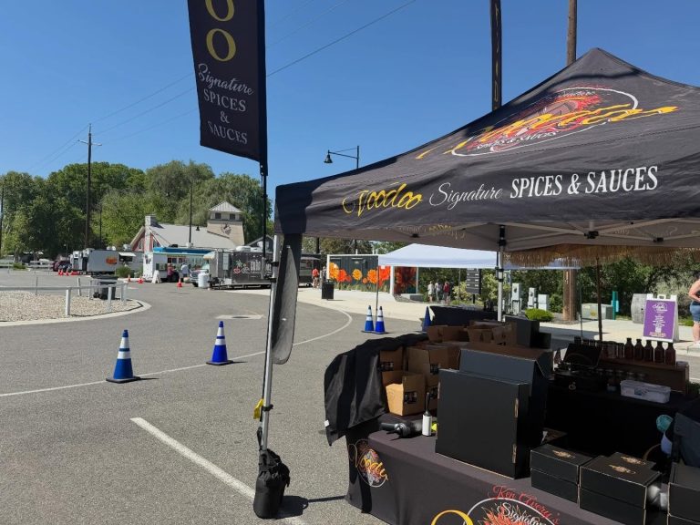 Food Truck Plaza at Columbia Gardens in Kennewick, WA